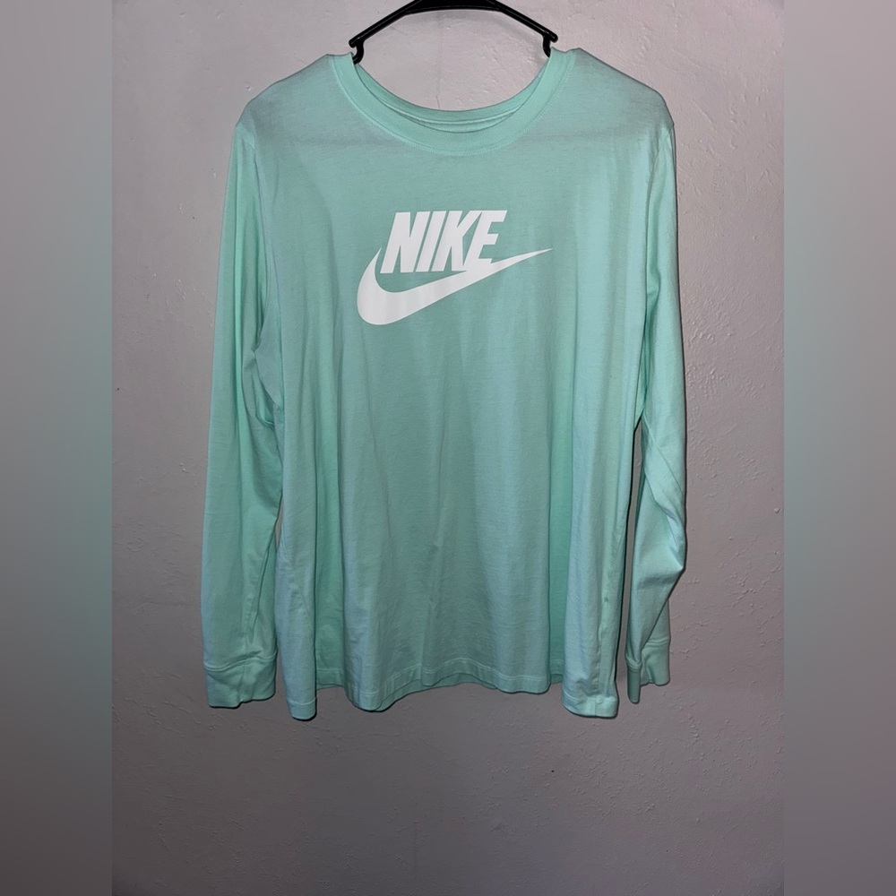 Nike Mint Green Long Sleeve Shirt NWOT